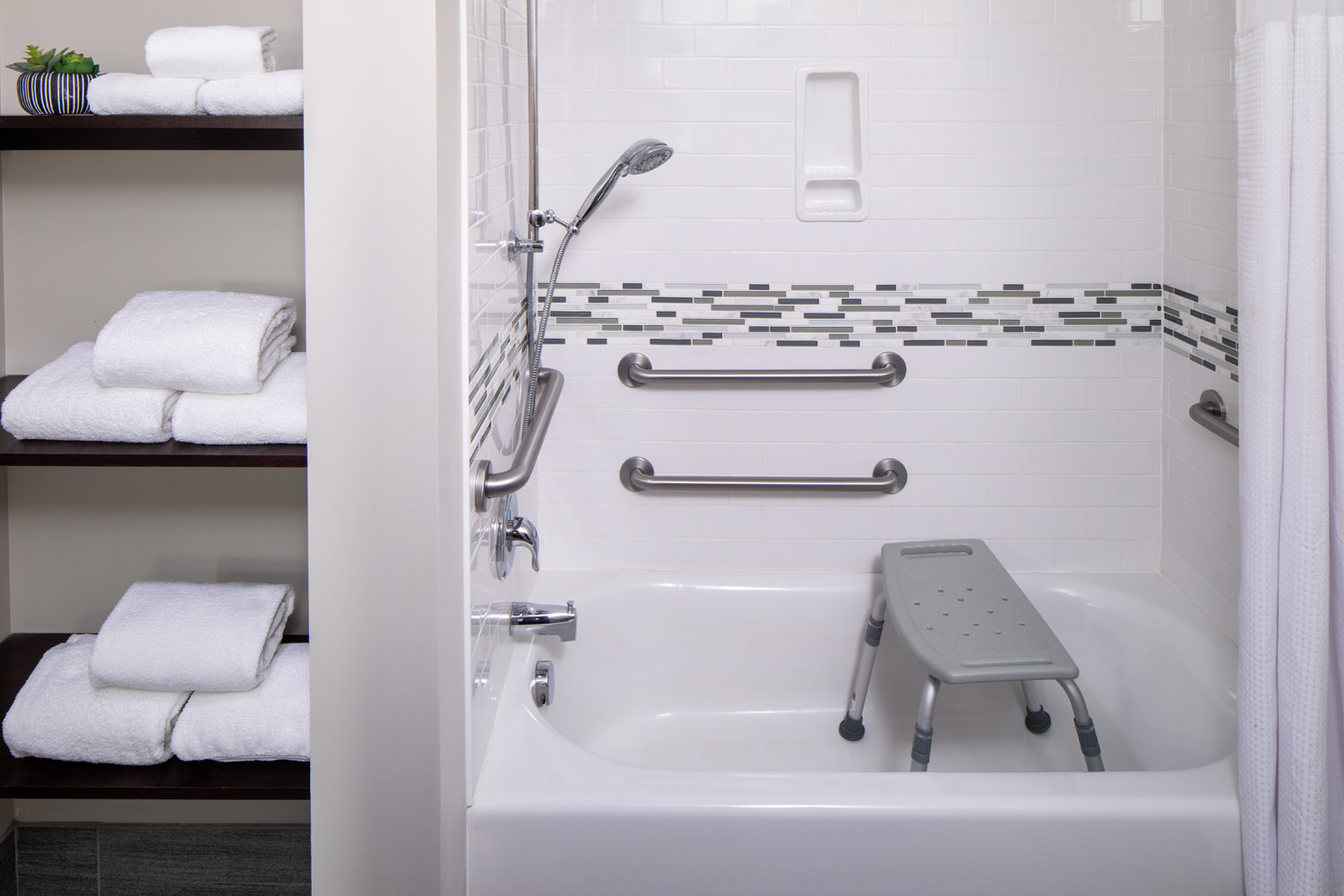 Accessible Bathroom at Kent State Hotel