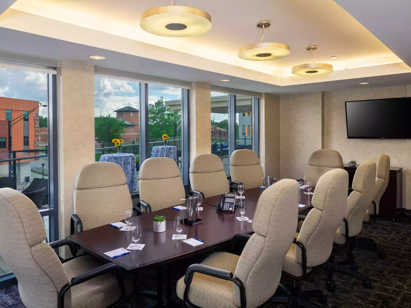 Boardroom at Kent State Hotel