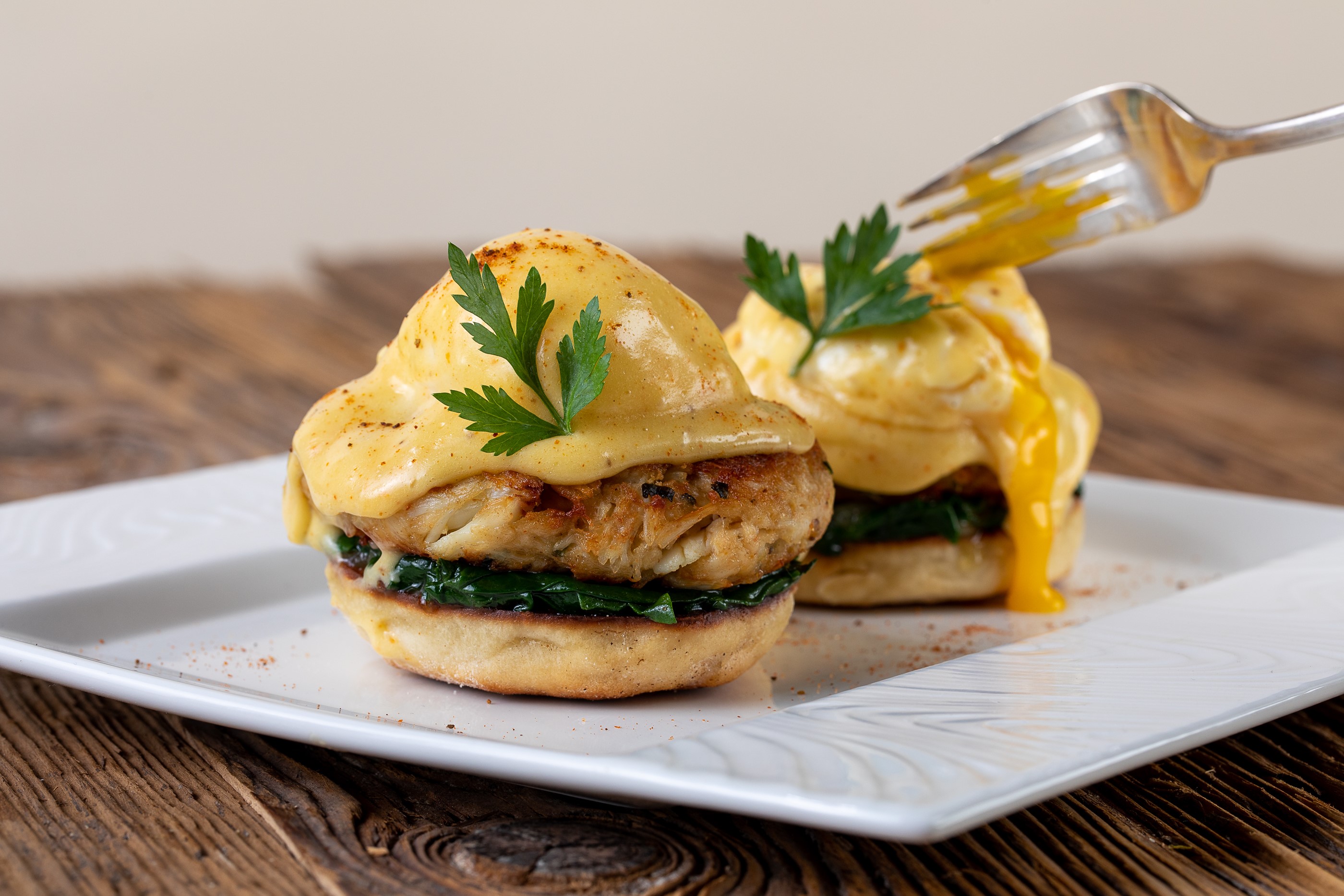 Crab Benedict 16 oz Heron Point Seafood