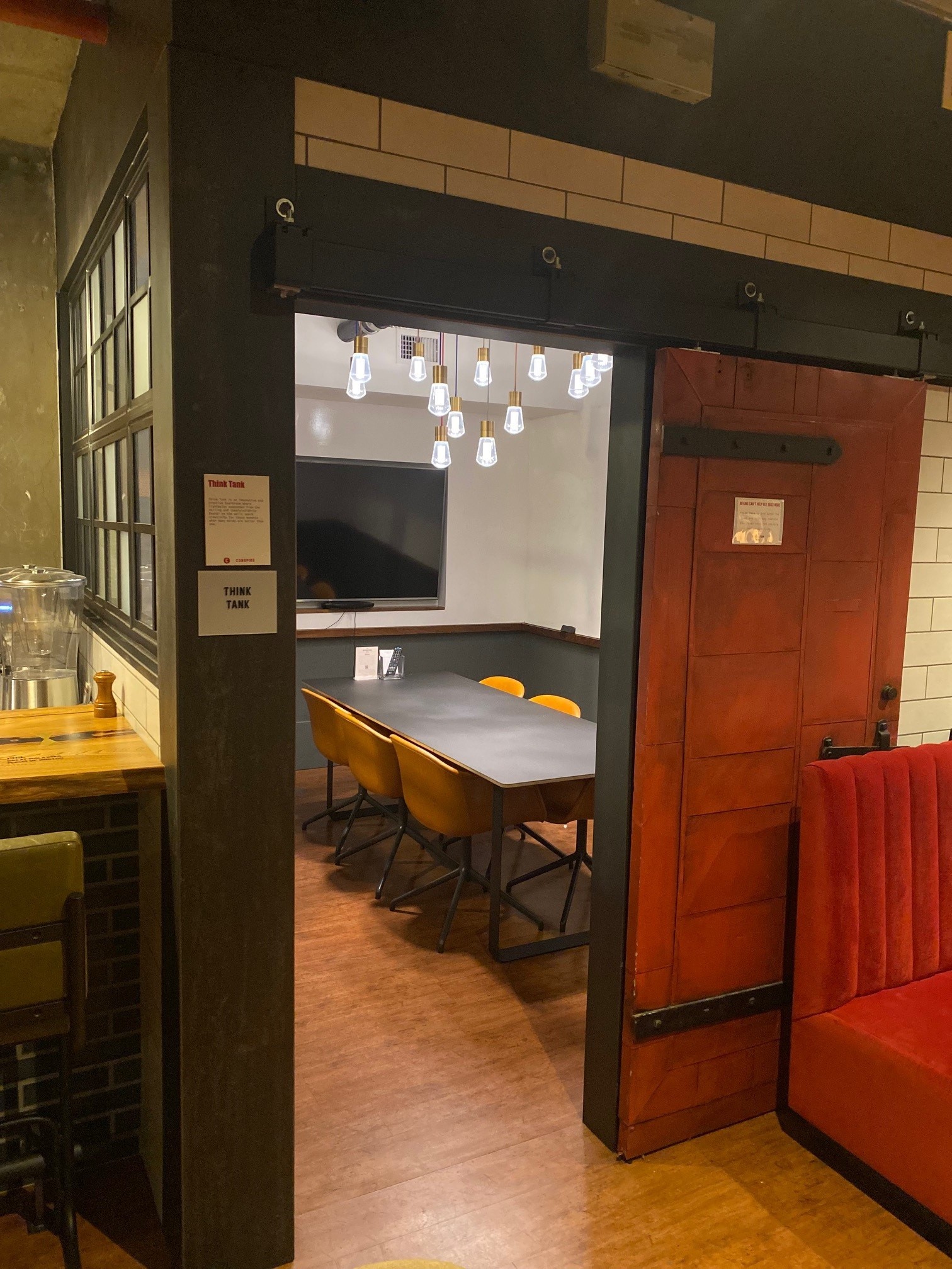 Private Workspace Meeting Space