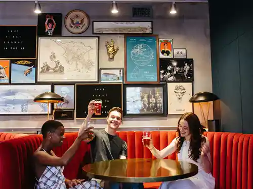 Friends Drinks Cheers