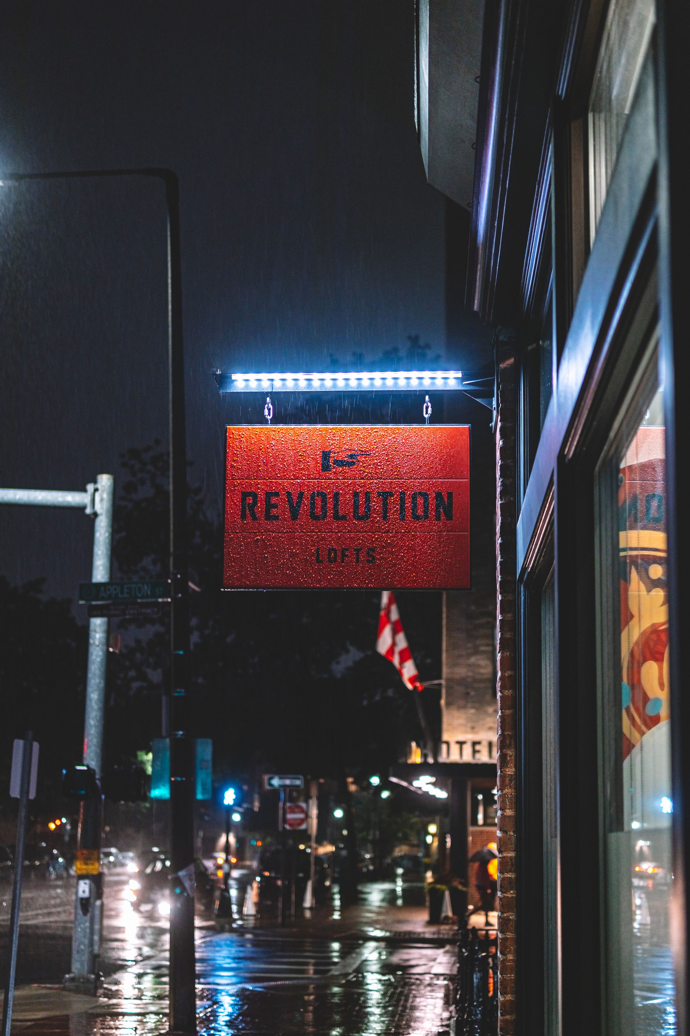 Group Rates and Specials at the Revolution Hotel