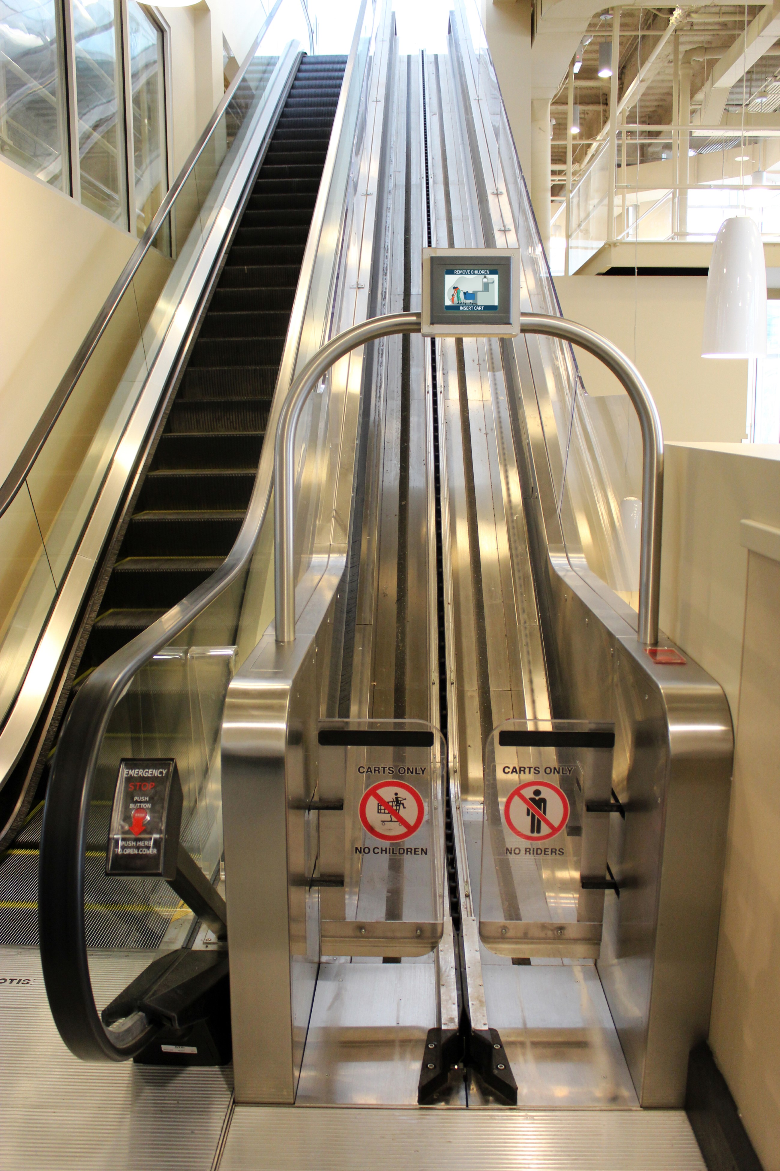 Safety Features | Cartveyor