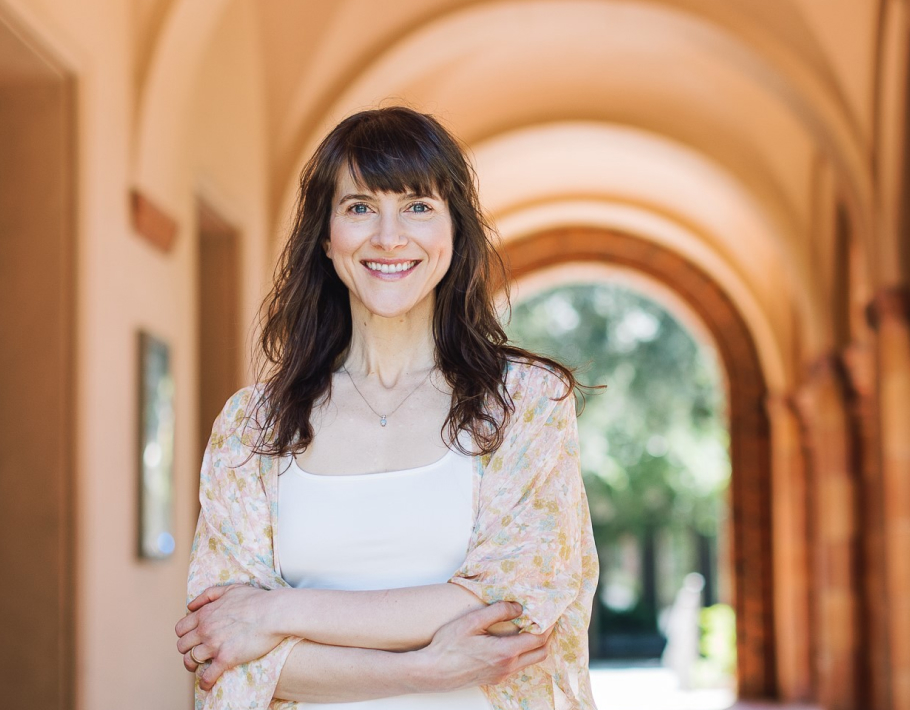 Julie's Conversation Club | San Diego Voice and Accent