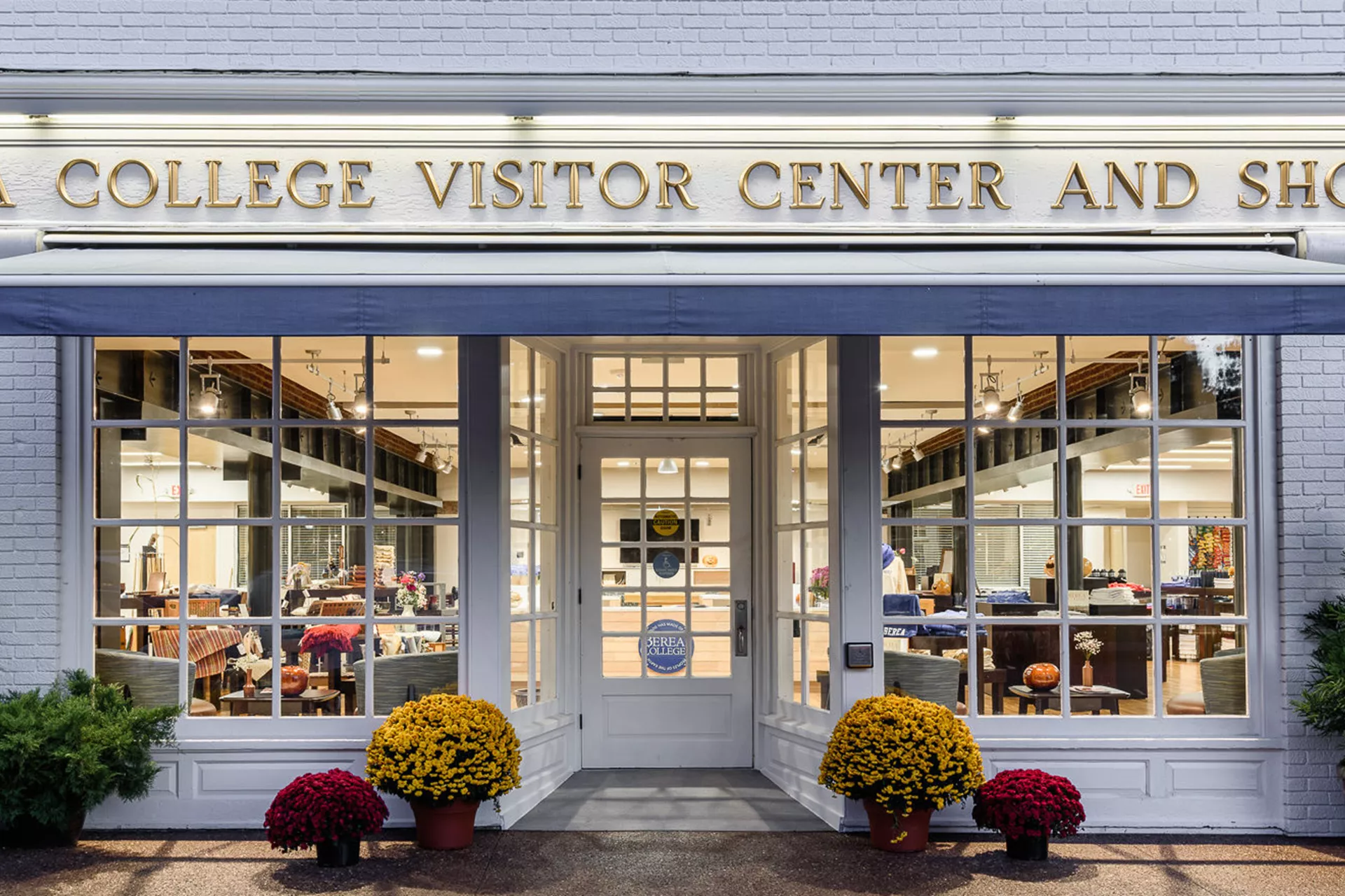 Berea College Visitor Center and Shoppe
