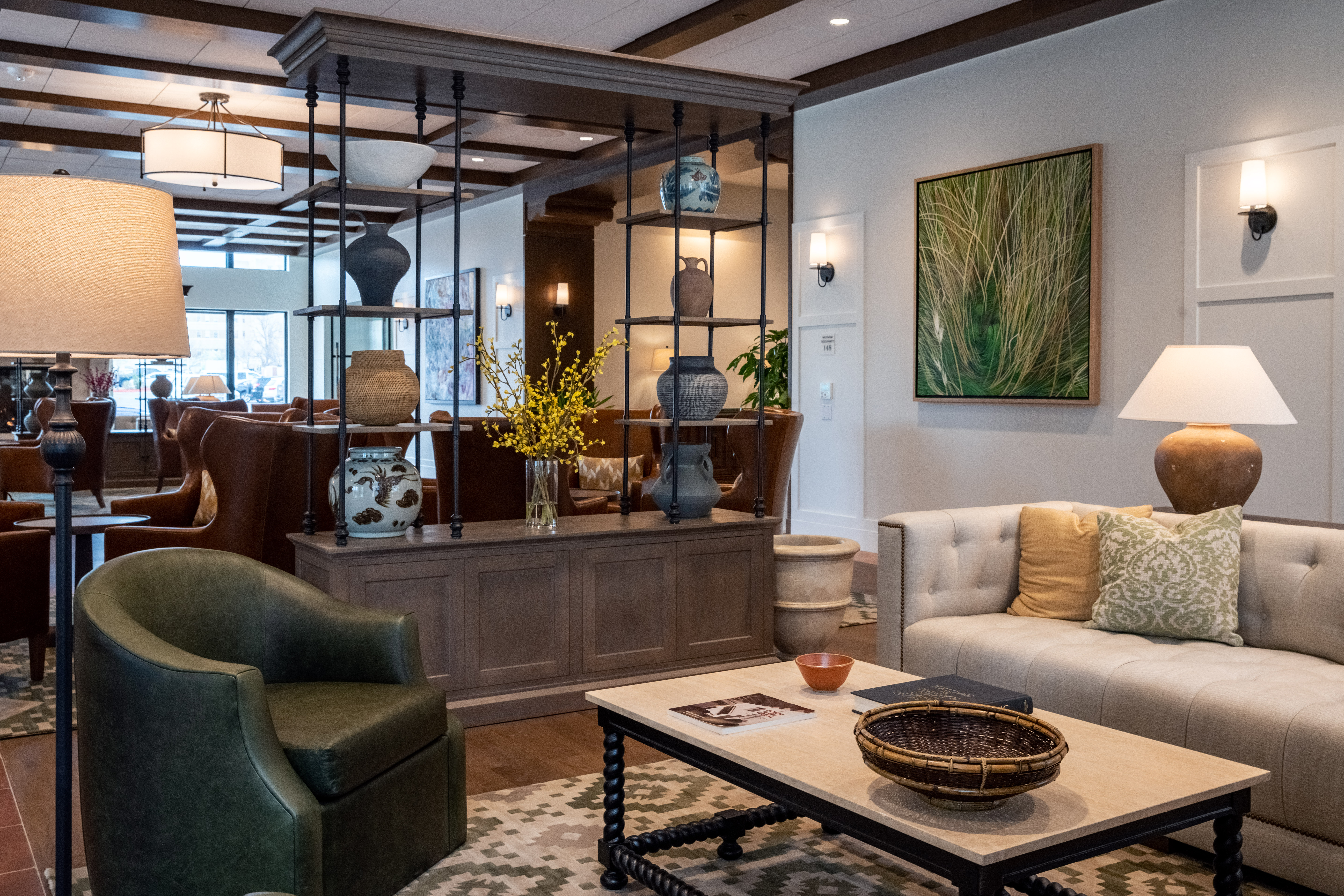 A room in the Faculty Club at The Benson Hotel