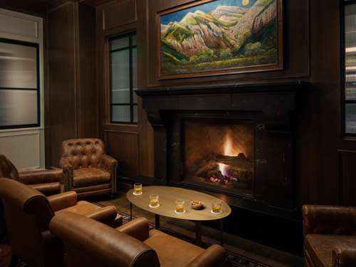 Club Bar at the Faculty Club at the Benson Hotel