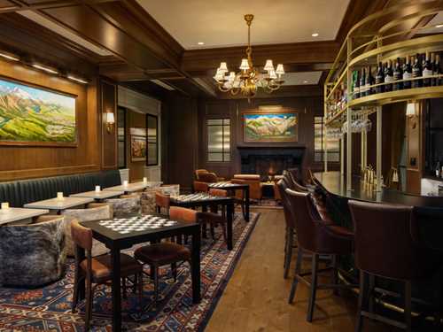 Club Bar at the Faculty Club at the Benson Hotel