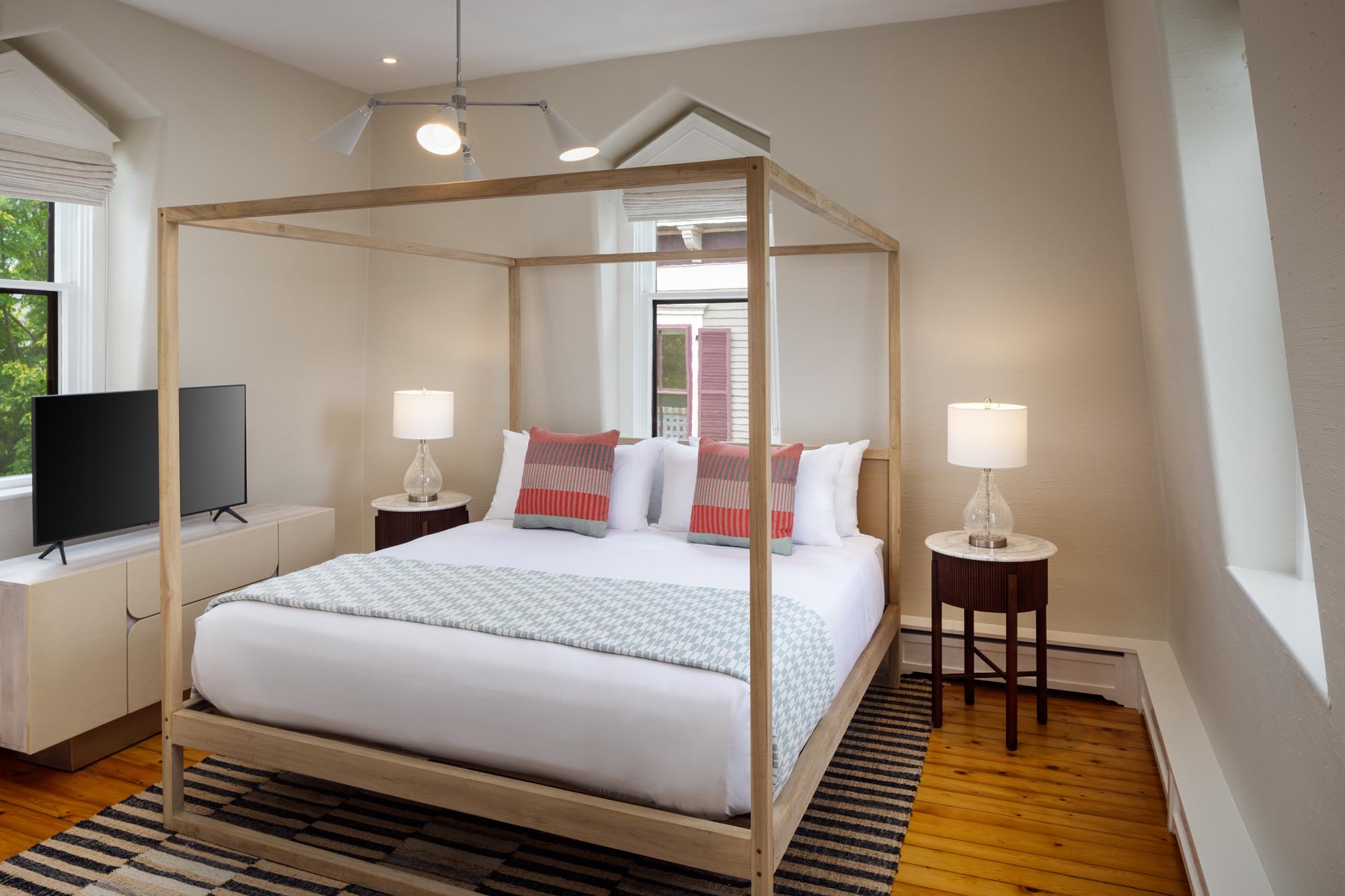 Image of King Room with Detached Bath — The Swain House Room