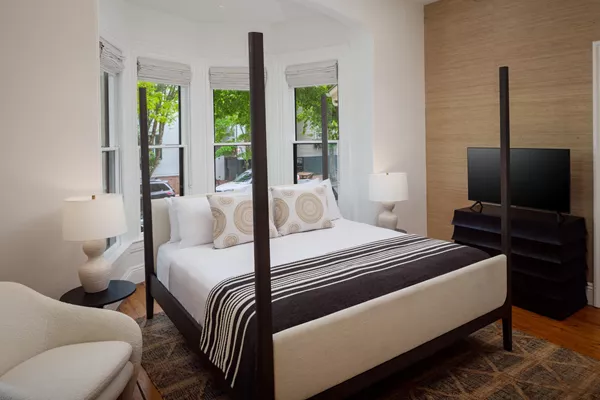 Image of King ADA Room — The Swain House Room