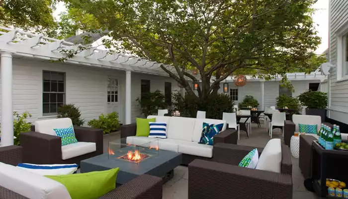 Outdoor Dining on Nantucket Image