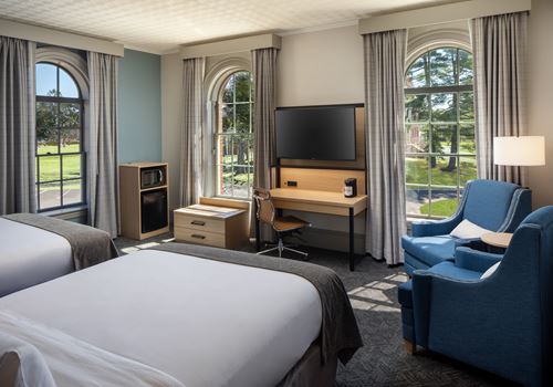 Image of Holmes Queen