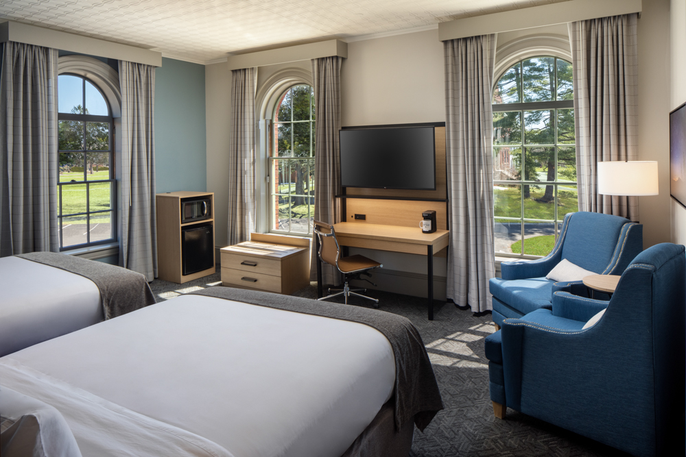 Image of Queen Guestrooms at Hotel Ursa