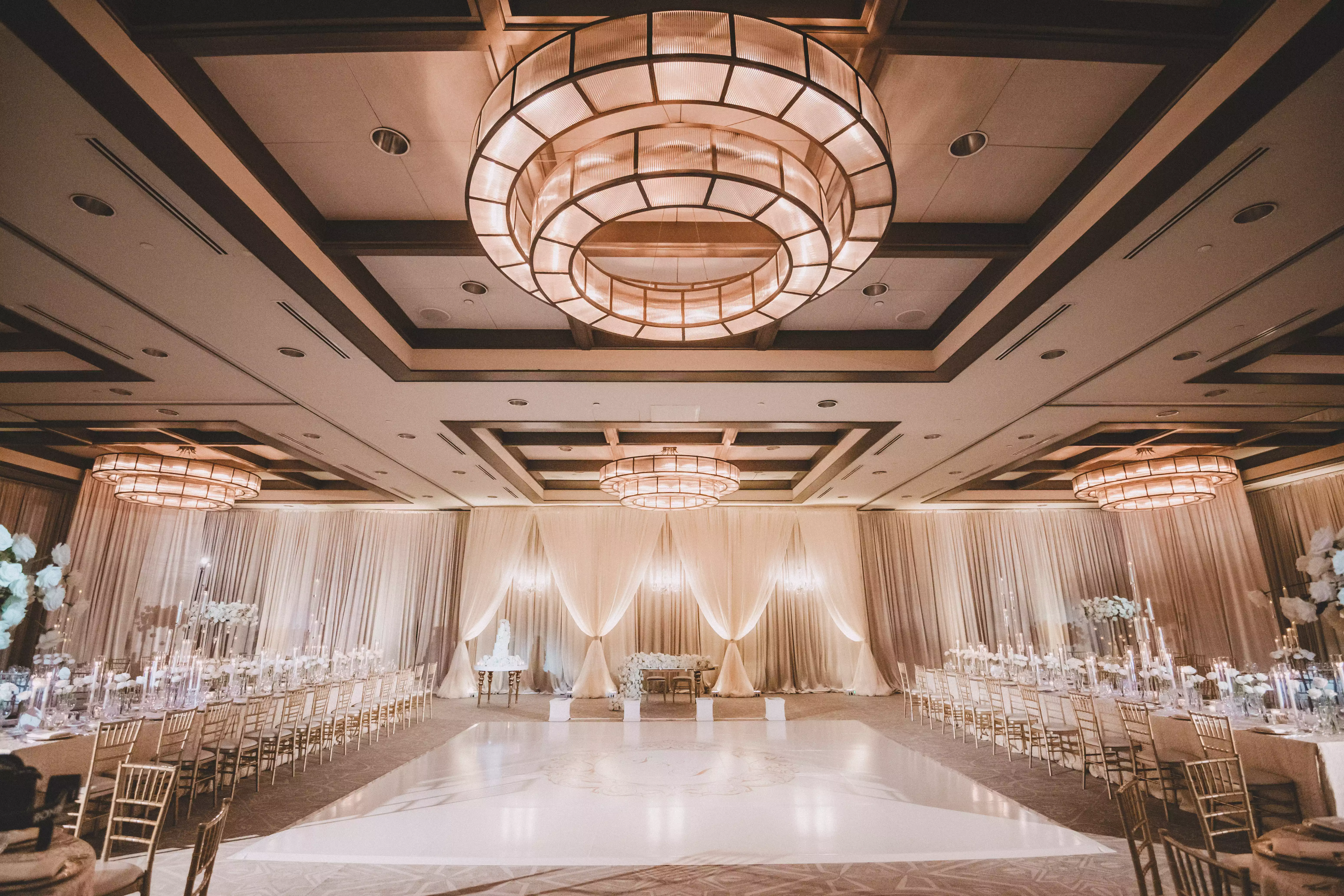 Ballroom reception at boutique hotel alfond inn