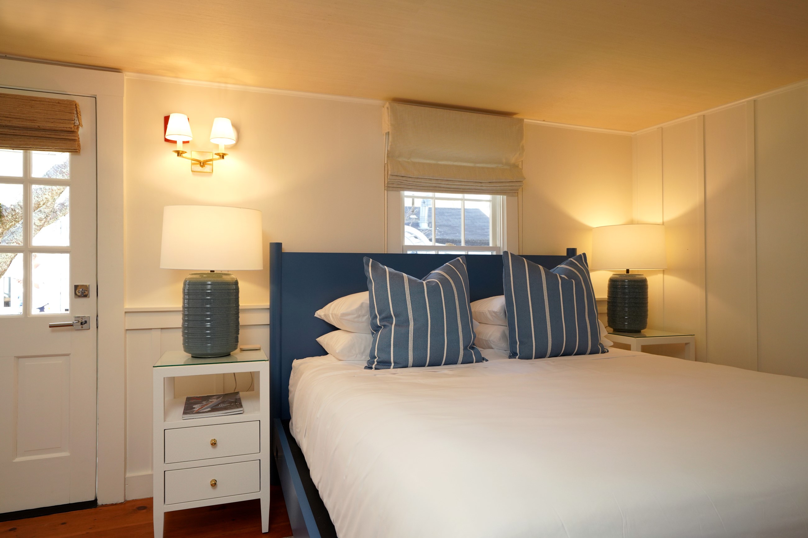 Image of a The Yacht Room – Nautical Luxury Awaits Room