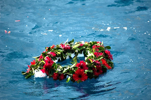 Charter, Burials At Sea