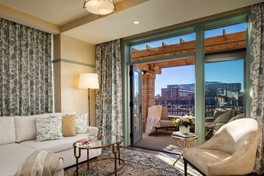Hotel Near UCHealth University of Colorado Hospital