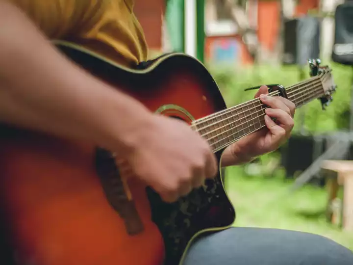 Tunes & Blooms Image
