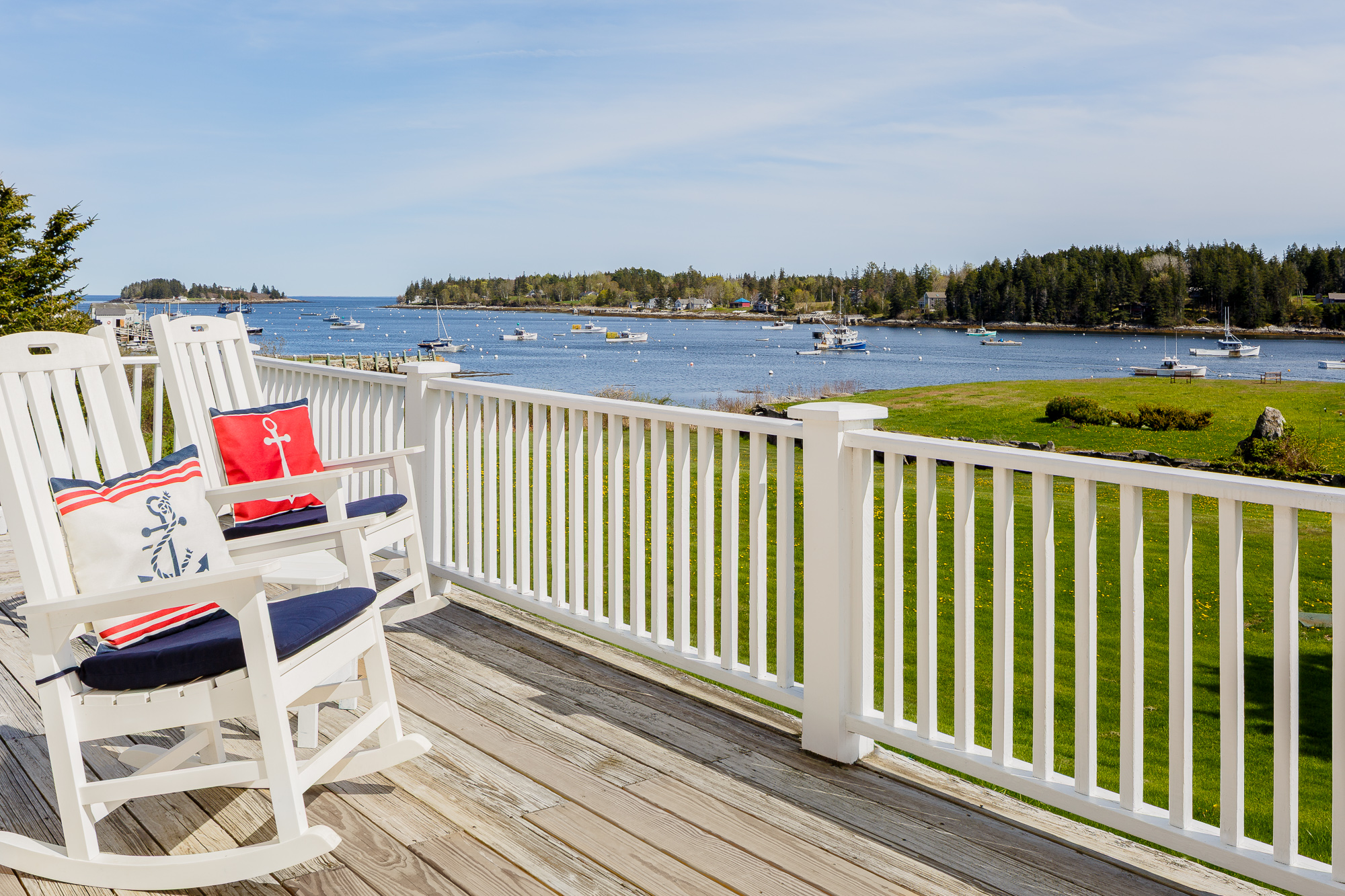 The Lookout Room | East Wind Inn