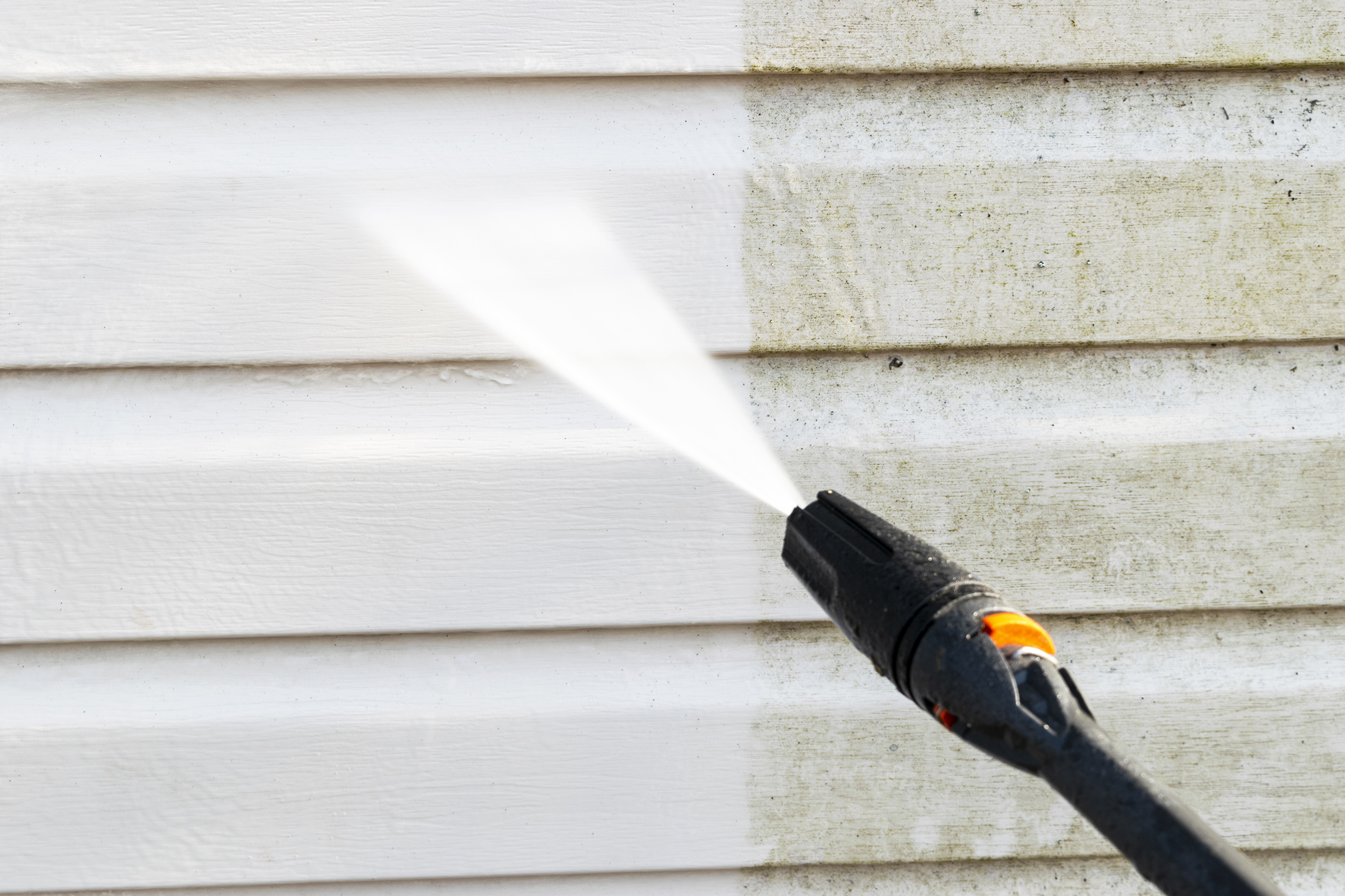House Pressure Washing Service at Highland Property Services